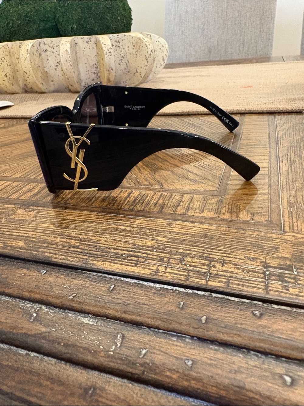 Saint Laurent Black Square Logo Sunglasses - Picture 3 of 7